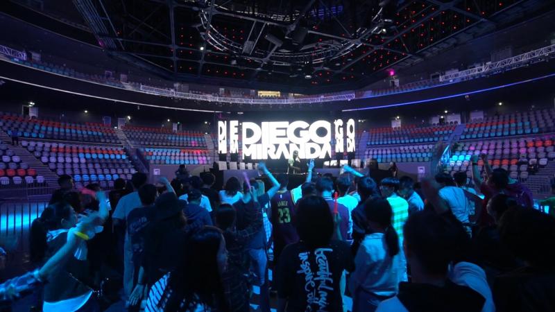  电竞嘉年华盛大开幕，万千玩家共襄盛举