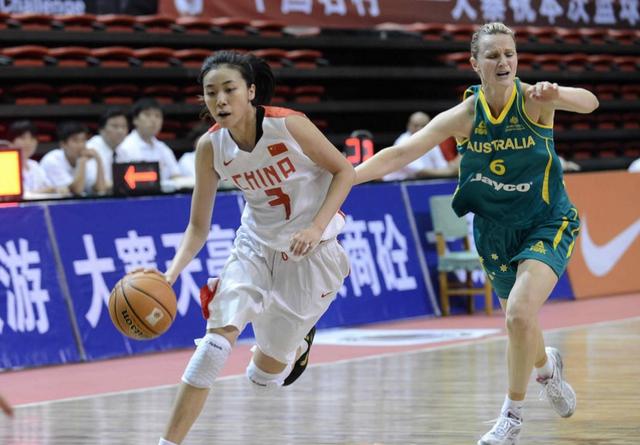  女篮联赛崛起，巾帼英姿不让须眉